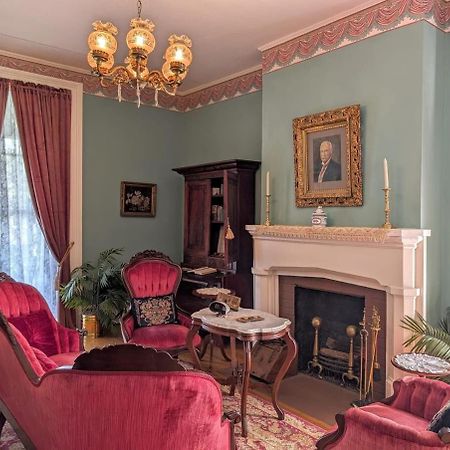 Downtown Historic Home, Easy Walk From State Street 布里斯托尔 外观 照片