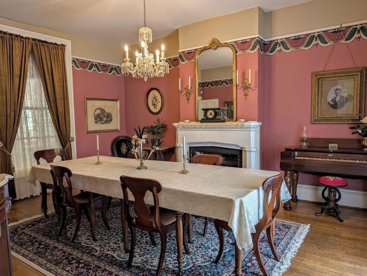Downtown Historic Home, Easy Walk From State Street 布里斯托尔 外观 照片